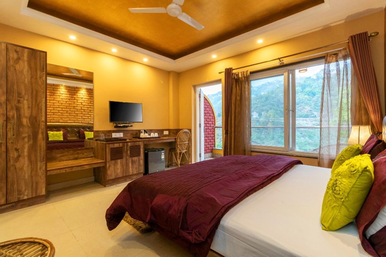 Nirvana Lodge And Lounge Массури Экстерьер фото